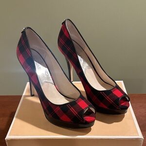 Michael Kors Plaid Peep-Toe Heels ✨🌹